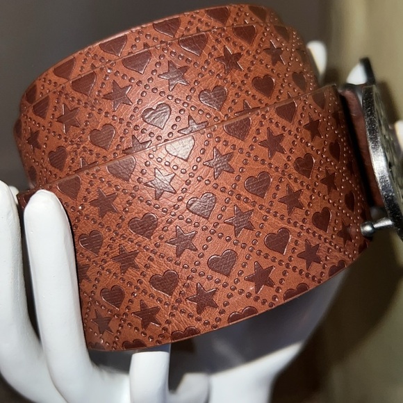 Heart Shaped Stars Stripes Unisex Buckle Stars Hearts Brown Vegan Leather Belt - Picture 10 of 10